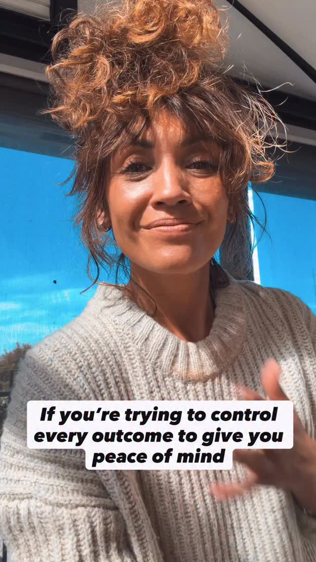 Being rigid is not who you are, it’s how you’ve learned to be.

It looks like discipline and ‘I’ve got my shit together’ on the outside, but underneath it’s control, and underneath that is anxiety. 

You can tell yourself all you like that this is how you like to do life, but your body will be saying something else. 

There’s no flow there, no ease. Your true nature isn’t rigid. It’s not constantly checking if it’s doing it right. It moves, adjusts and responds.

This right here is me loosening that grip through Qi Gong, using the practice to help me come back to a more natural, fluid way of moving through life. 

If you’ve been feeling tight, stuck, over-controlled late, this is a place you can start. Or if you’re in need of support, guidance and someone on your team, comment ‘flow’ and let’s see how we can do great work together. 

#katjohn #authentic #authenticity #authenticself #authenticliving